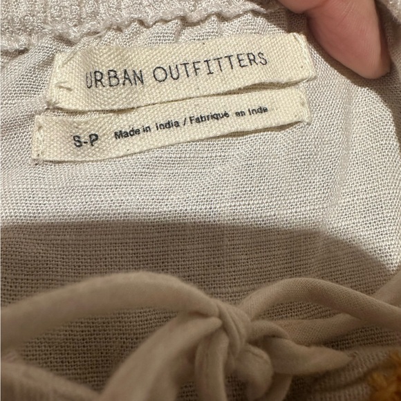 Urban Outfitters Babydoll Embroidered Floral Cami Top Small - Picture 10 of 10